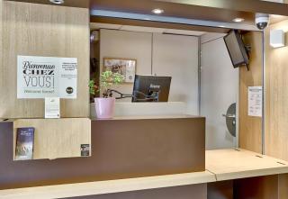 B&B HOTEL Clermont-Ferrand Le Brézet Aéroport - Clermont-Ferrand - 1