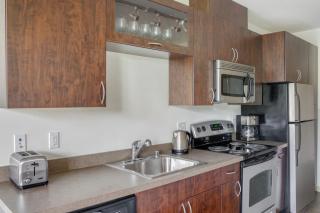 Wallingford jr 1br w rooftop nr bars SEA-639 - 5