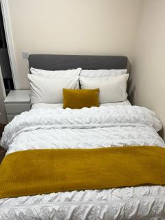 Cosy room away from home - Yate - 3