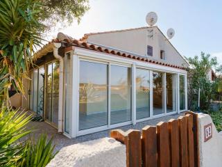 Pavillon 2 pièces mezzanine, 5 pers, WIFI, animaux admis - FR-1-409-40 - Gruissan - 7