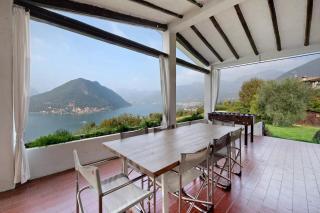 Villa Valeriana - vista esclusiva su Monte Isola - Lago d'Iseo - 2
