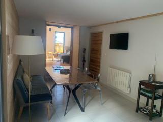 Le Sarana : 75m2, calme, belle vue avec terrasse. - 2