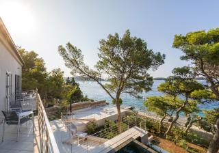 Magnificent Seafront Villa 10 Bedrooms Pakleni View Villa Private Infinity Pool & Amazing Sea Views Hvar Town - 3