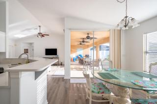 Serene 3-Bedroom Haven near Sanibel Beach! - Cape Coral - 9