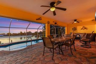 Villa Sundown - Spectacular Sunsets - Cape Coral - Roelens Vacations - Cape Coral - 5