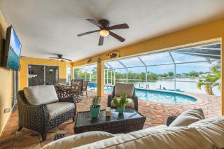 Villa Sundown - Spectacular Sunsets - Cape Coral - Roelens Vacations - Cape Coral - 2