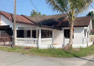 Blumeen Lite 1 - Comfortable Budget Home 3BR - Kuala Terengganu - 9