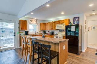 Riverfront Brookston Retreat with Deck and River Tubes - 4