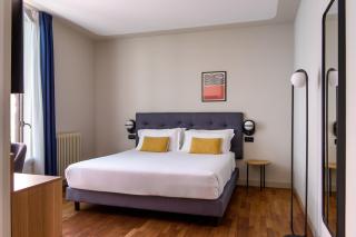 The Poet Hotel - 3