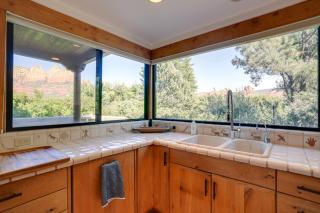 Red Rock Views Uptown Sedona Home Near Trails! - Sedona - 4
