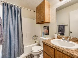 OU Boomer, Pool, Gym, Hi Speed WIFI, One Mile To OU & Stadium! - Norman - 4