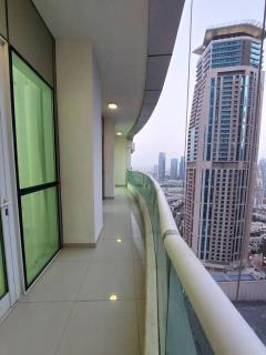 Elegant Apartment w/ Iconic View - Dubái - 2