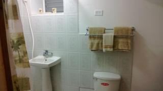 The Red Hut Inn - 5