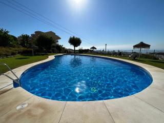 797 HOLIDAY RENTALS- Espectacular piso para 6 con vistas al mar - Benalmádena - 6