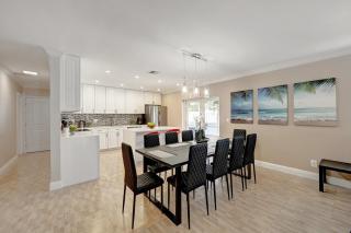 Walk to Hollywood Beach Luxury 4BR Villa - Hollywood - 3