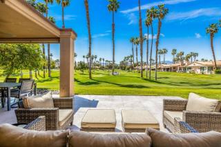 Beautiful Condo with Mountain & Sunset Views! - 0