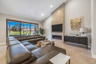 Beautiful Condo with Mountain & Sunset Views! - Palm Desert - 3