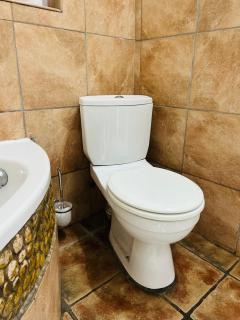 Sharods Self-catering Guesthouse - 8
