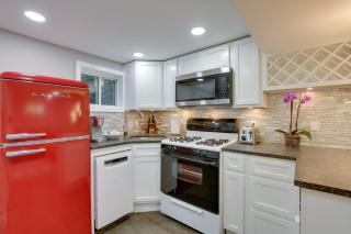 Convenient DC Studio Near Metro Stop! - Washington, D.C. - 0