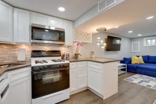 Convenient DC Studio Near Metro Stop! - Washington, D.C. - 3