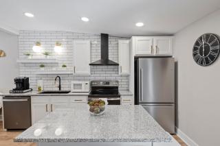 Workfriendly home with priv yard, near downtown - 1