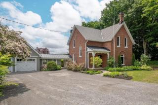 Lakeview Luxury Farmhouse Retreat - Hot Tub - Games Room - 2
