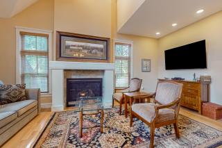 A1 at Castle Hill - Townhome - 6