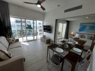 Beach Haven 1BDR Condo Paseo Playa Coral - 305 - 9