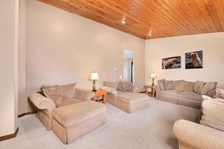 Kenai Vacation Rental with Volcano Views and Decks! - 5