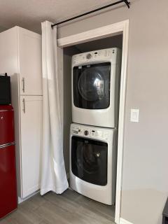 Units near USF - RubyRoom, RedRoom, Emerald Place - Tampa - 5