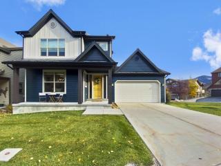 5410 Cross Country Mountain Ski Getaway with Hot Tub & Pool! home - 5