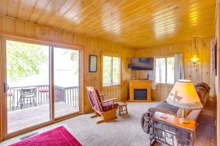 Waterfront Howard Lake Vacation Rental with Dock - 7