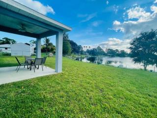 Brand New Lake View House - Self Check-In - 0