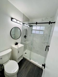Stylish 3/2 centrally located! - Miami - 8
