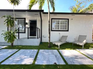 Stylish 3/2 centrally located! - Miami - 7