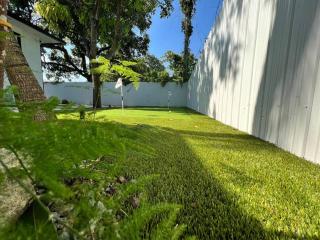 Stylish 2/1 centrally located! - Miami - 4