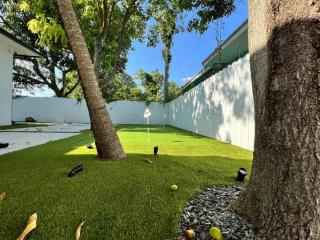 Stylish 2/1 centrally located! - Miami - 3