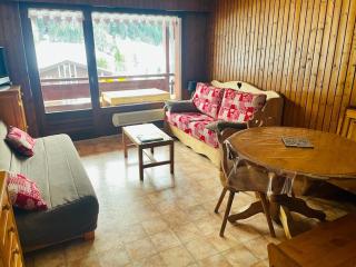 Studio cosy 4 pers. proche centre, balcon, parking privé, 700m pistes ski, navette gratuite - FR-1-467-118 - Le Grand-Bornand - 0