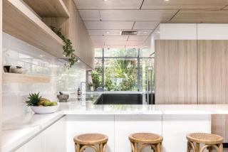 11 James Cook Apartments - w. pool & beach access - Byron Bay - 5