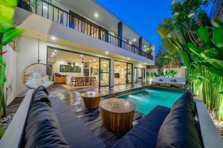 Villa Mao Brand New 3BR Villa AC Living at Pererenan Canggu - 9