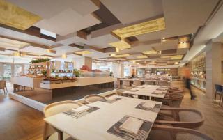 Sheraton Grand Shanghai Pudong Hotel & Residences - 7