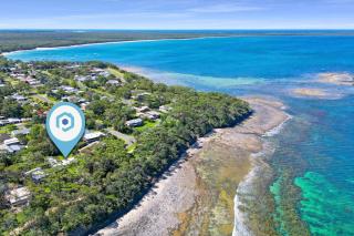 The Cabin - Waterfront with Fireplace - 5 mins to the Bay - Callala Bay - 7