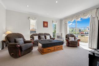 The Oasis - Auckland - 6