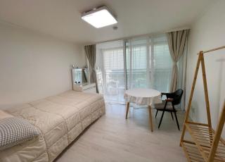Haeng Un - For Foreigner & Female Only - Suwon - 0