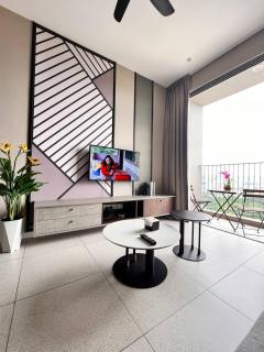 Millerz Square Free ShuttleBus Midvalley 2-5pax - 5