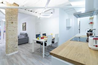 Piso en el Centro de Zaragoza, Parking GRATIS, Check-in 24h - Saragozza - 2