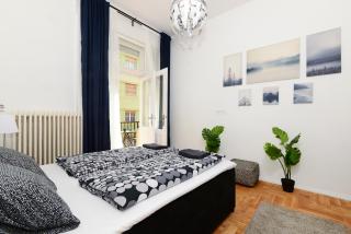 Akacfa 7 Two Bedroom Central Apartment - Budapest - 9