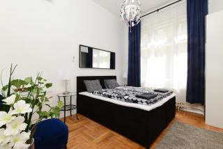 Akacfa 7 Two Bedroom Central Apartment - Budapest - 6