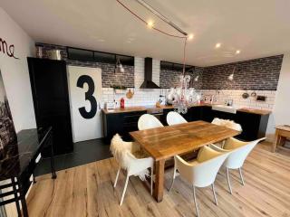 Rare ! LOFT Atypique Centre-Ville Parking Jardin - 8