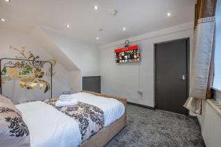 *F4GH for your most relaxed & Cosy stay + Free Parking + Free Fast WiFi * - 9